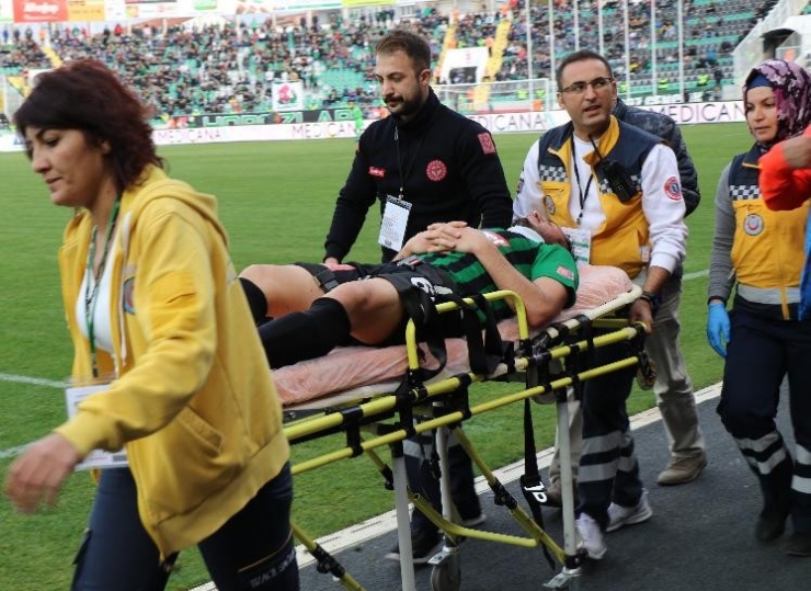 Hastaneye Kaldırılan Zeki Yavru İle İlgili Denizlispor’dan Açıklama