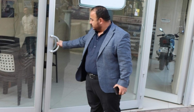 Siirt’te Minibüs Hırsızlığı Kamerada