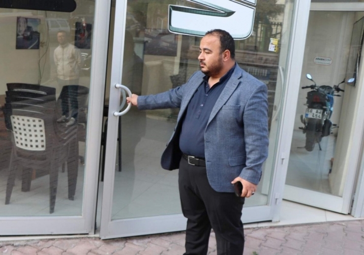 Siirt’te Minibüs Hırsızlığı Kamerada