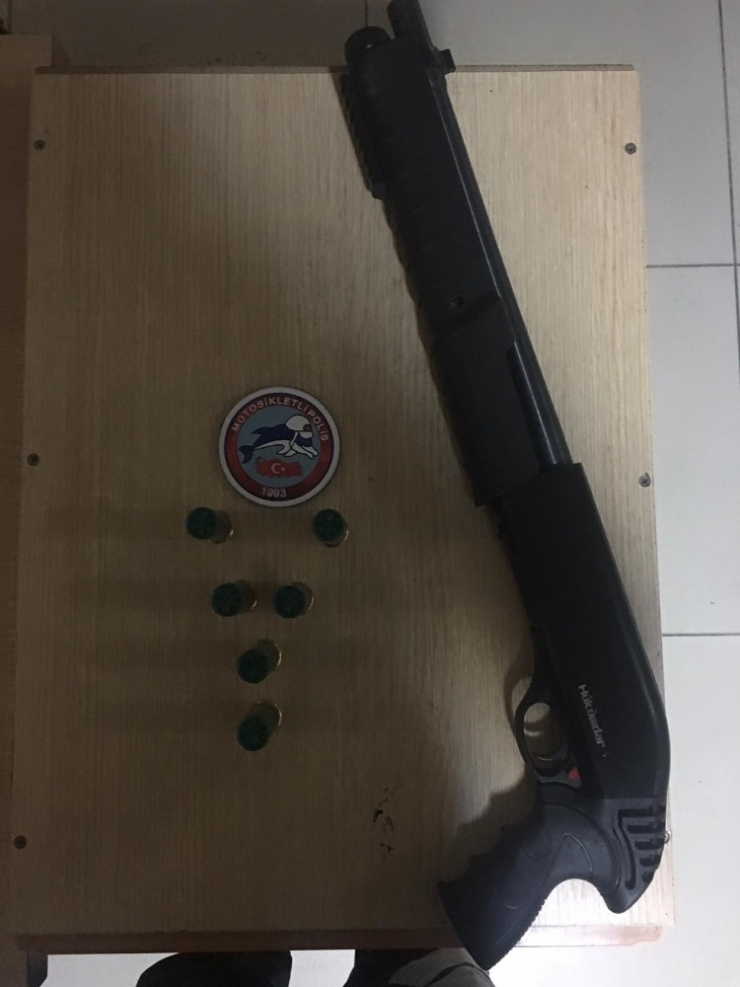 Afyonkarahisar Polisi Uygulamalarına Devam Ediyor