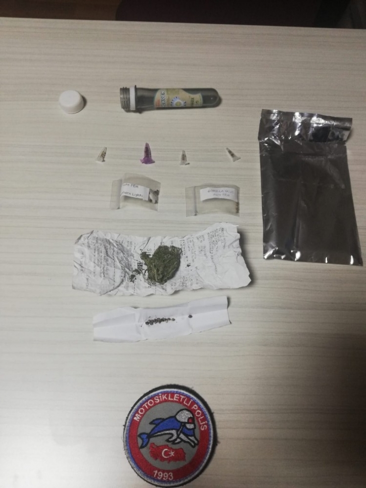 Afyonkarahisar Polisi Uygulamalarına Devam Ediyor