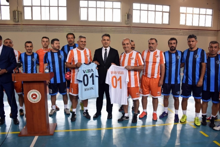 Cezaevinde Dostluk Maçı