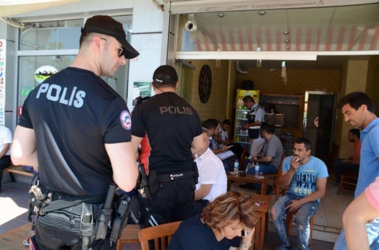 Balıkesir’de 32 Aranan Şahıs Yakalandı