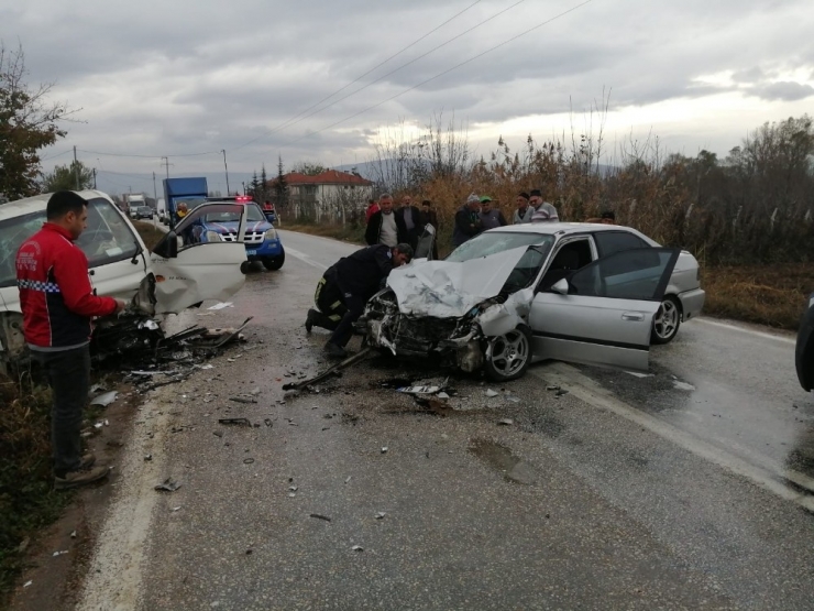 İki Farklı Kazada 7 Kişi Yaralandı