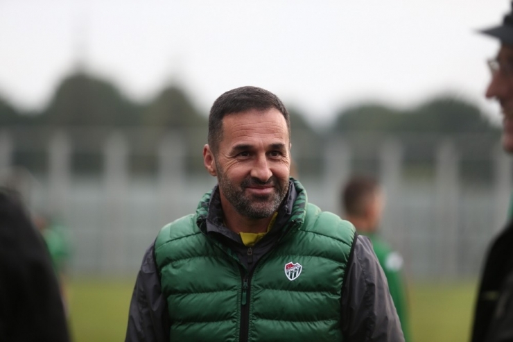 Yalçın Koşukavak: "Kazanmak Üzerine Odaklı Takım Oluşturmaya Başladık"