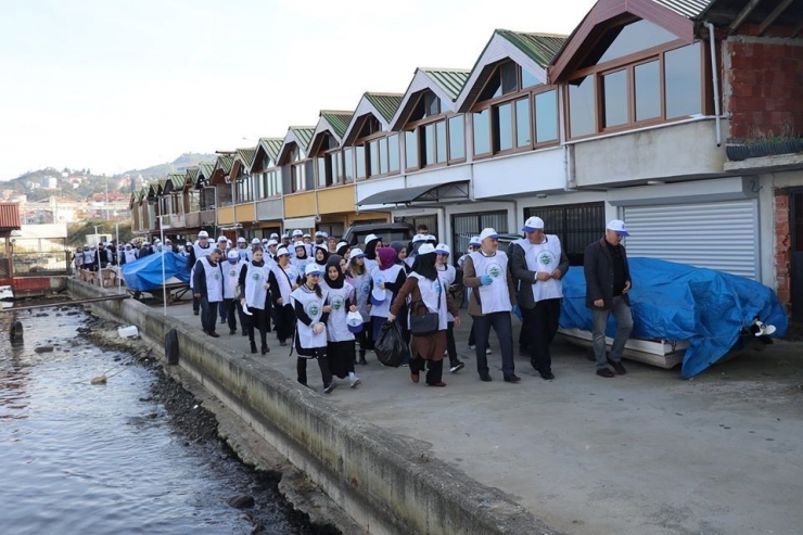 Ardeşen’de ’Sıfır Atık Mavi’ Sloganıyla Çöpler Toplandı