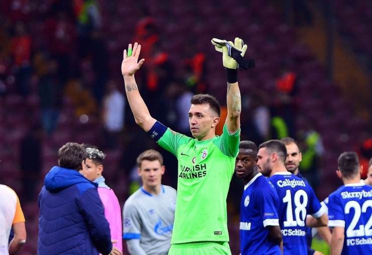 Şampiyonlar Ligi’nde En Fazla Kurtarış Muslera’dan