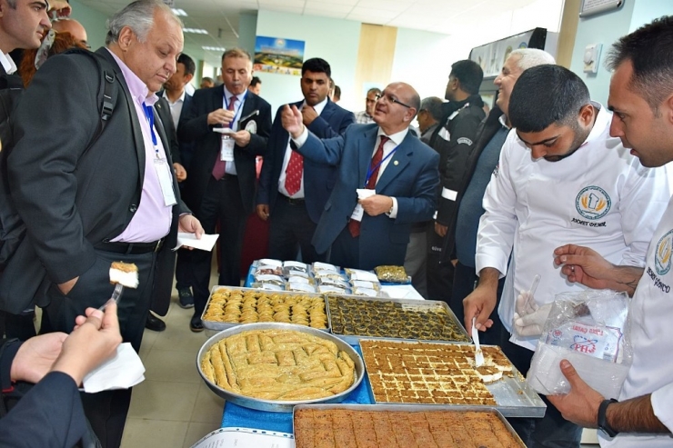 Hrü’de 1.uluslarası Göbeklitepe Tarım Kongresi Başladı