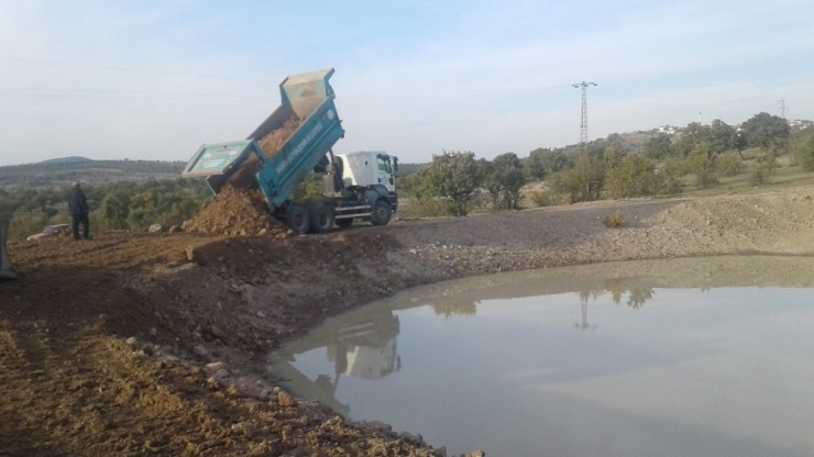 Su Kaçıran Gölet Yenilendi