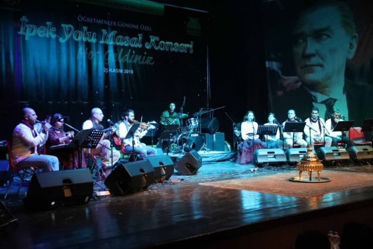 Mardin’de İpek Yolu Masal Konserine Yoğun İlgi