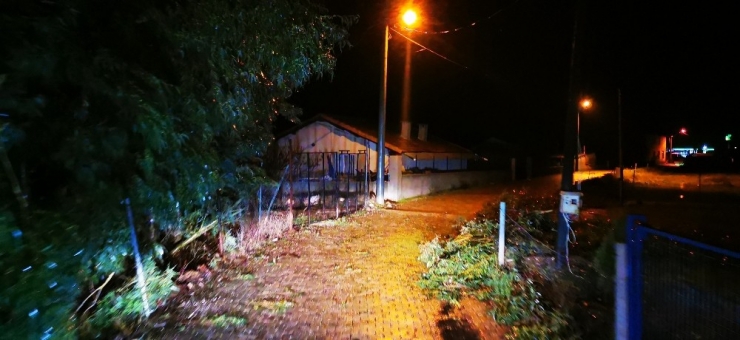 Marmaris’te Yağış Ve Fırtına Hayatı Olumsuz Etkiliyor