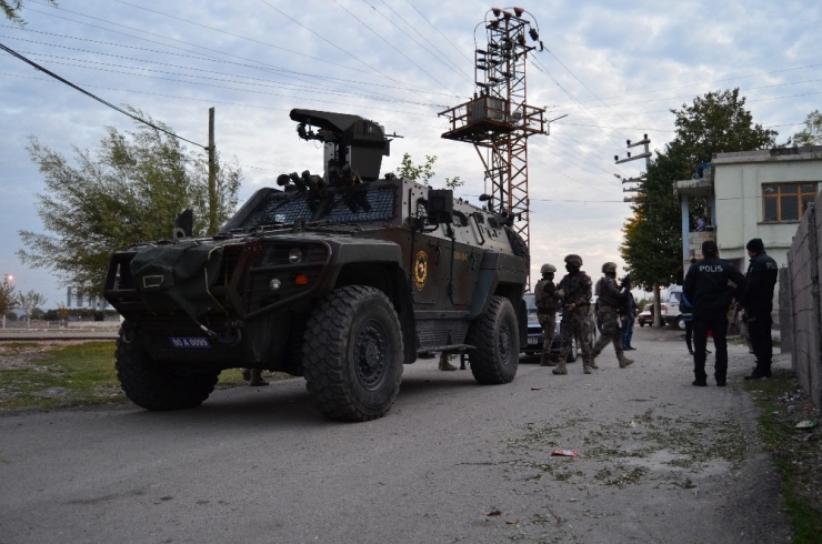 Osmaniye’de Arananlara ’Droneli’ Şafak Operasyonu