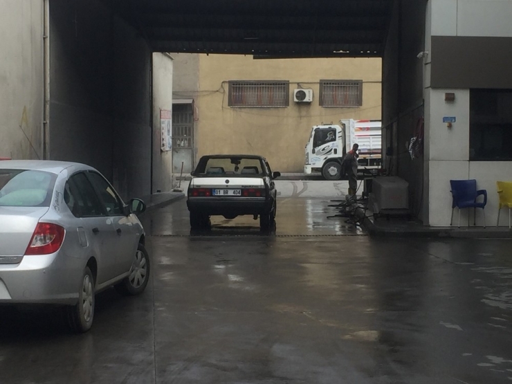 15 Liralık ‘Oto Yıkama Parası’ Yüzünden Birbirlerine Girdiler