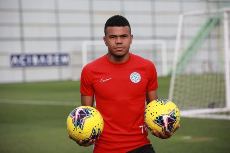 Yan Sasse: ”Konyaspor Maçından Galibiyetle Ayrılmak İstiyoruz”