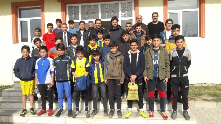 Yüksekova’da ‘U14 Milli Takım’ Seçmeleri