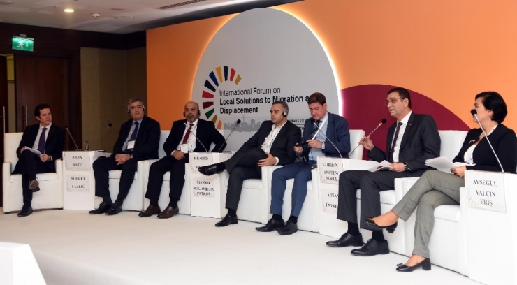 Ünverdi, Uluslararası Forumda Göçle Gelenlerin Gaziantep Ekonomisine Etkilerini Anlattı