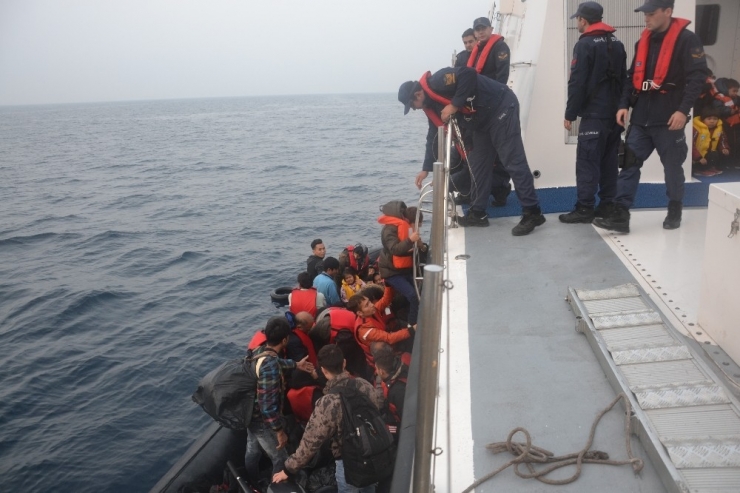 Türkiye Düzensiz Göçmenlere “Dur” Diyor