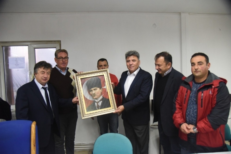 Başkan Yardımcısı Dumansızoğlu Atölye Çalışanlarıyla Bir Araya Geldi