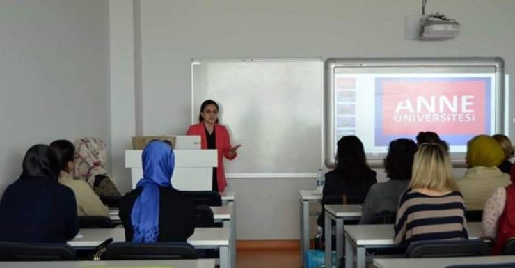 Bayburt’ta Anne Üniversitesi Eğitime Başlıyor