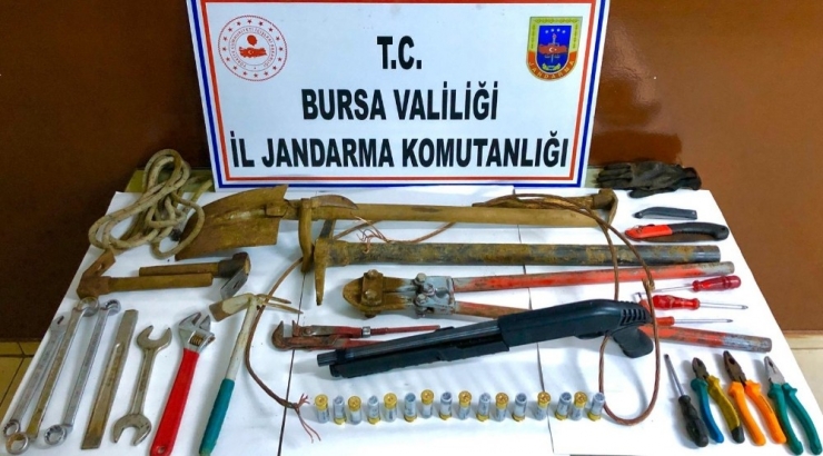 Jandarmanın Özel Ekip Kurarak Yakaladığı 4 Şüpheli Tutuklandı