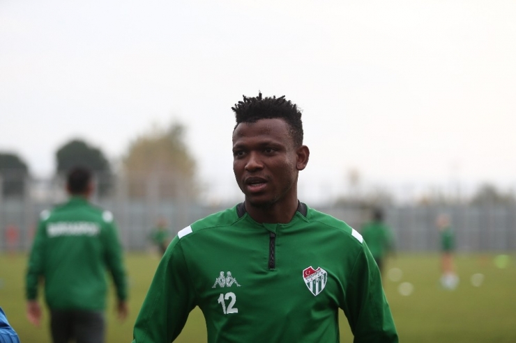 Shehu: “Rakiplerimiz Bize Karşı Yüzde 200 Performansla Oynuyor”