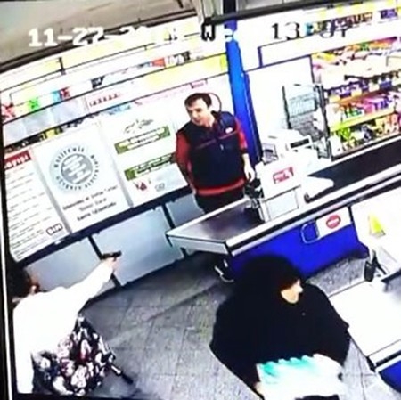 Çanakkale’deki Silahlı Soygun Kameralara Yansıdı