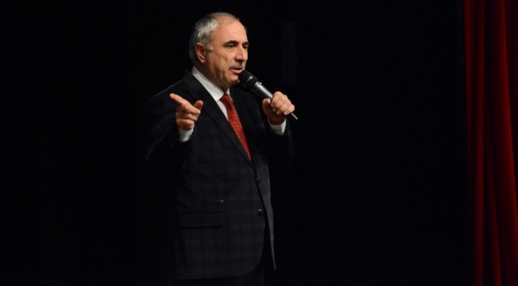 Prof. Dr. Nurullah Genç’ten "Başarı Bedel İster" Konferansı