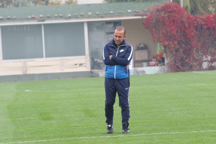 Denizlispor, Gaziantep Fk Maçı İçin Hazırlıklarına Devam Ediyor