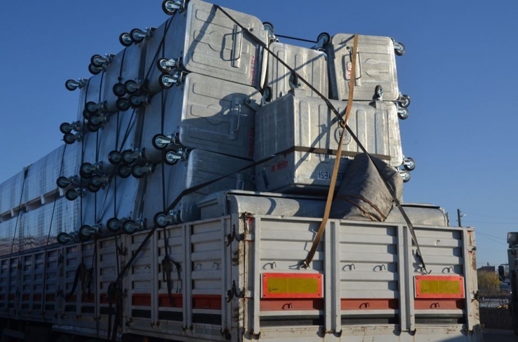 Emet Belediyesi 33 Adet Çöp Konteyneri Aldı