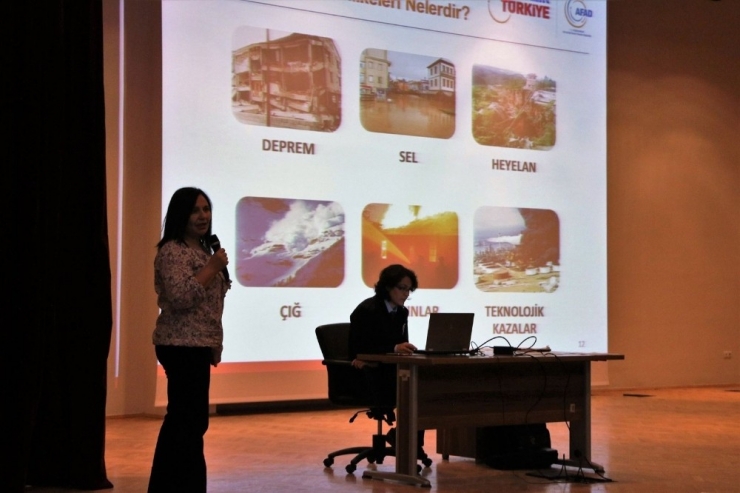 Emniyet Personelleri Temel Afet Eğitimi Aldı