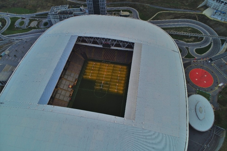 Aslan’ın Evine Suni Güneş