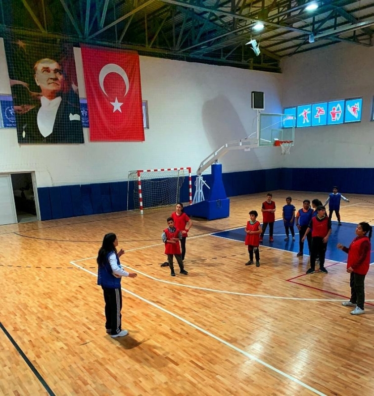 Futsal’cılar İncesu’da Yetişiyor