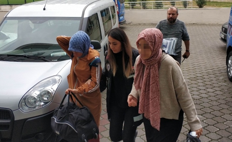 Fetö’den Aranan 4 Kişi Saklandıkları Örgüt Evlerinde Yakalandı