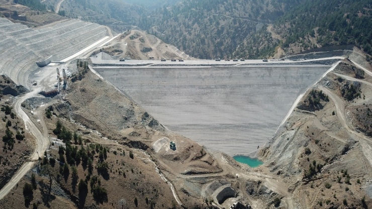 Sorgun Barajı’nda Çalışmalar Devam Ediyor