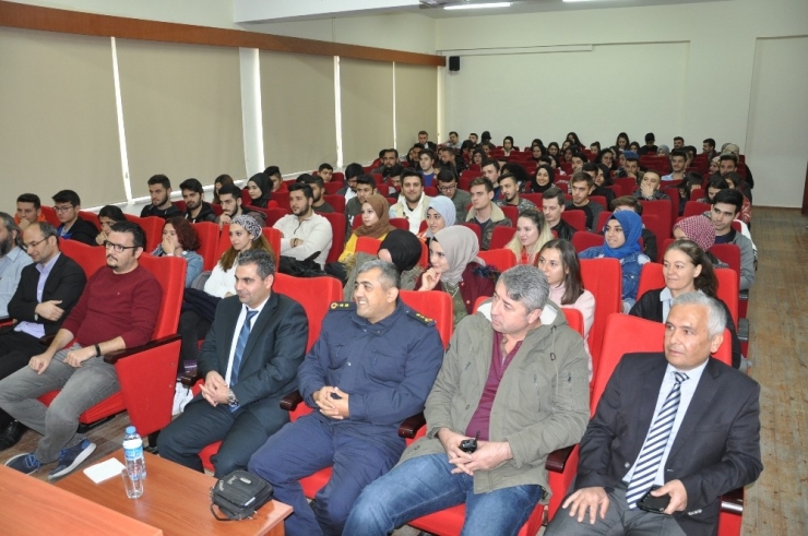 Simav’da ’Sosyal Medya Kullanımı’ Eğitim Semineri