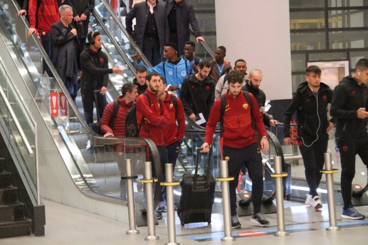 Roma, Başakşehir Maçı İçin İstanbul’da