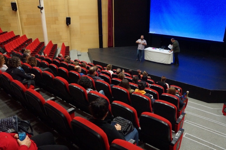 Marmarisli Anne Babalara Ergenlik Anlatıldı