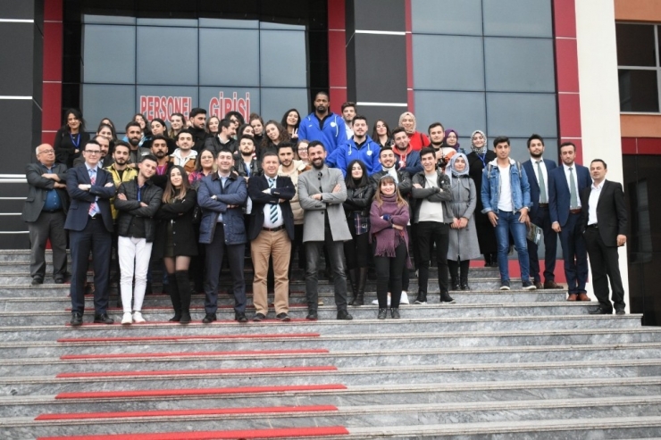 Baün’de Şampiyon Büyükşehir Sesleri