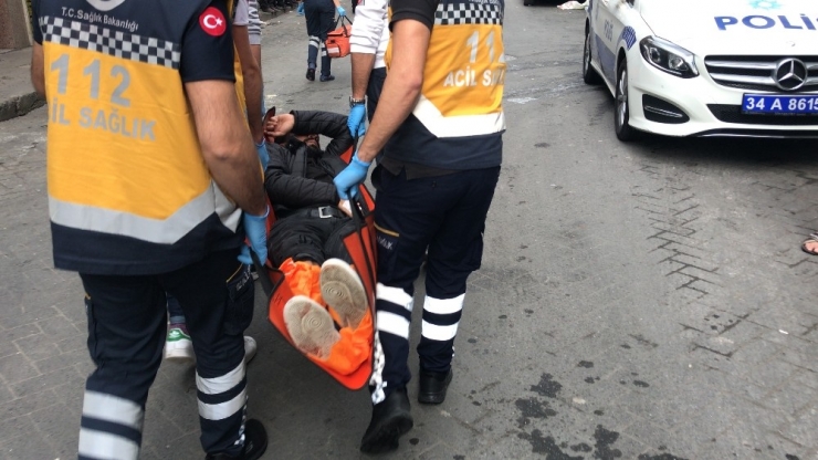 Beyoğlu’nda İnternet Kafeye Silahlı Saldırı: 4 Yaralı