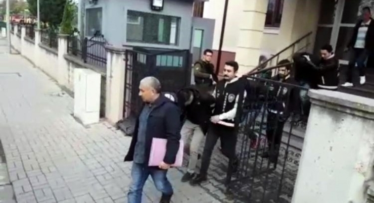 Sakarya’dan Çaldıkları Çelik Kasayla Ankara’da Yakalanan 3 Şahıs Tutuklandı