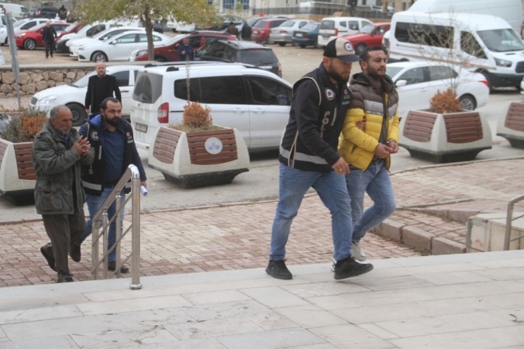 Elazığ Merkezli 2 İlde Silah Ticareti Operasyonu: 12 Gözaltı