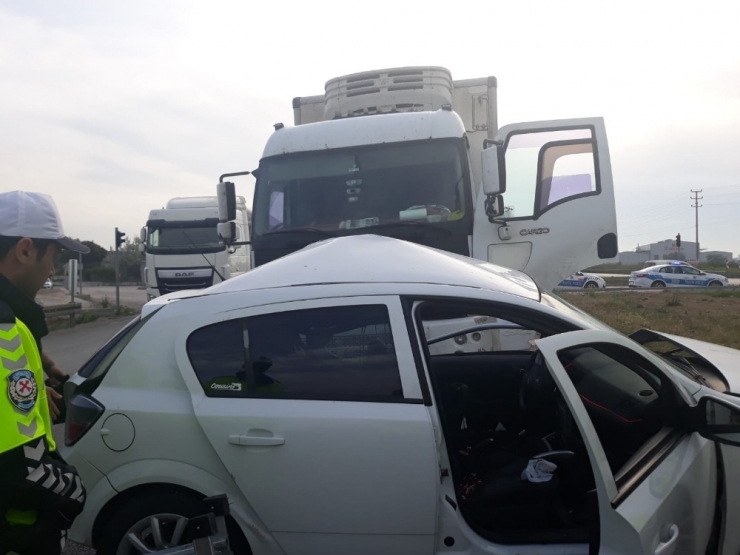 Kırmızı Işıkta Otomobili Biçen Kamyon Şoförüne 8 Yıl Hapis Cezası