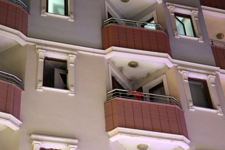 Gümüşhane’de Apartta Çıkan Yangın Korkuttu