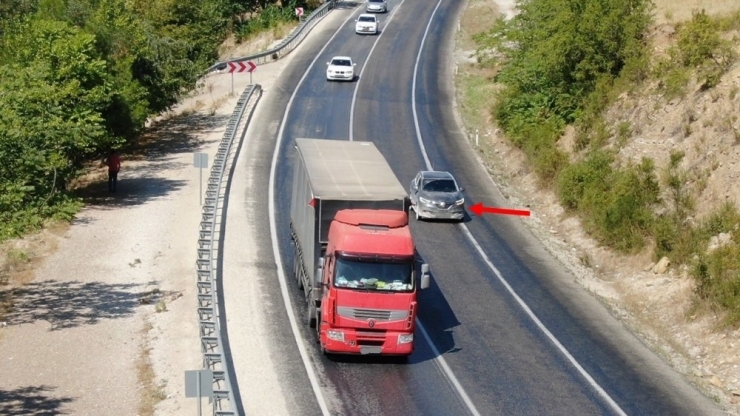 Isparta’da Şerit İhlali Yapan 53 Sürücüye Havadan Ceza