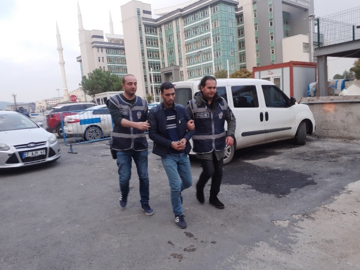 Karısına Şiddet Uygulayan Zanlı Adliyeye Sevk Edildi