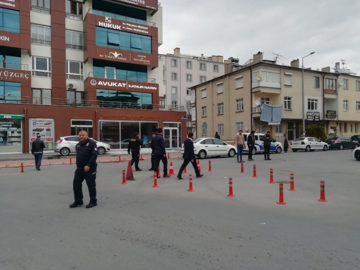 Kendisinden Davacı Olan Kişilere 6 El Ateş Açan Şahıs Kıskıvrak Yakalandı