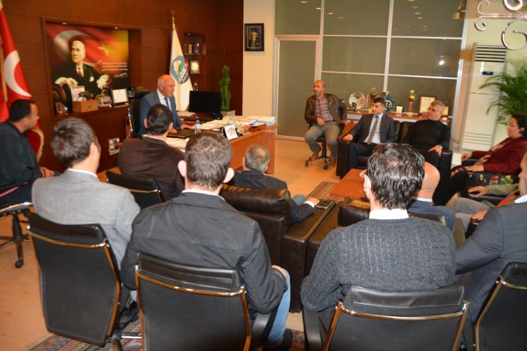 Söke Mhp’nin Yeni Yönetiminden Başkan Tuncel’e Ziyaret