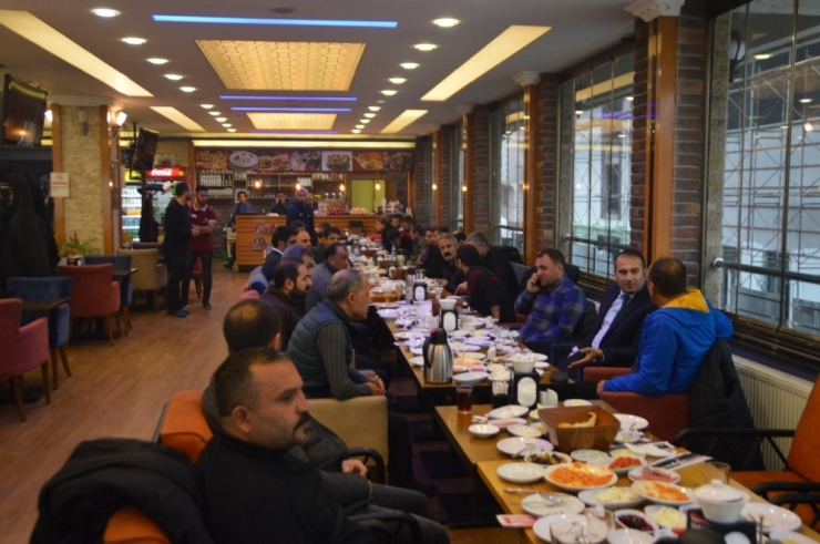 Taraftarlar Ağrı 1970 Sporu Deplasmana Uğurladı