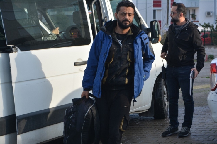 Ayvalık’ta 12 Suriyeli Mülteci Sahil Güvenlik’ten Kaçamadı