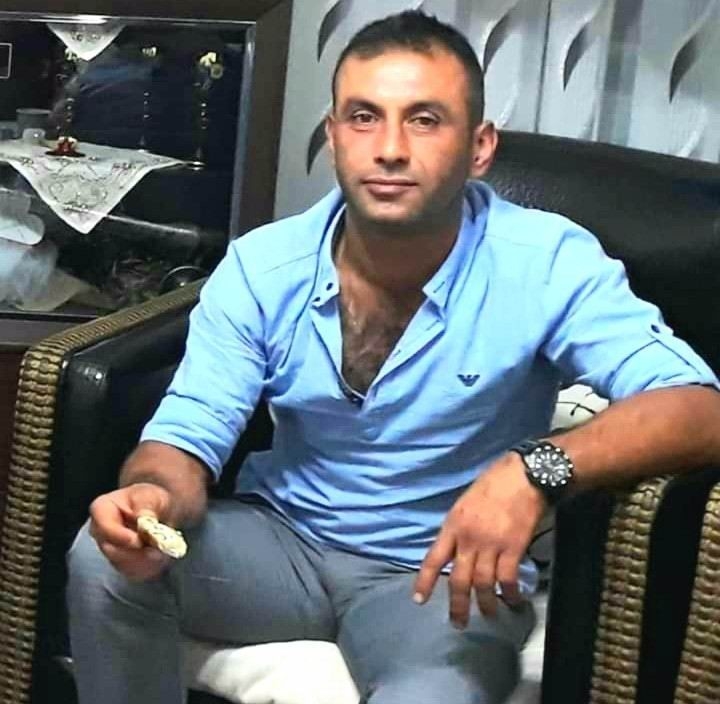 Yayaya Çarpınca Durmayan Sürücü Aracındaki Hasarı Kontrol Etmek İçin Durdu